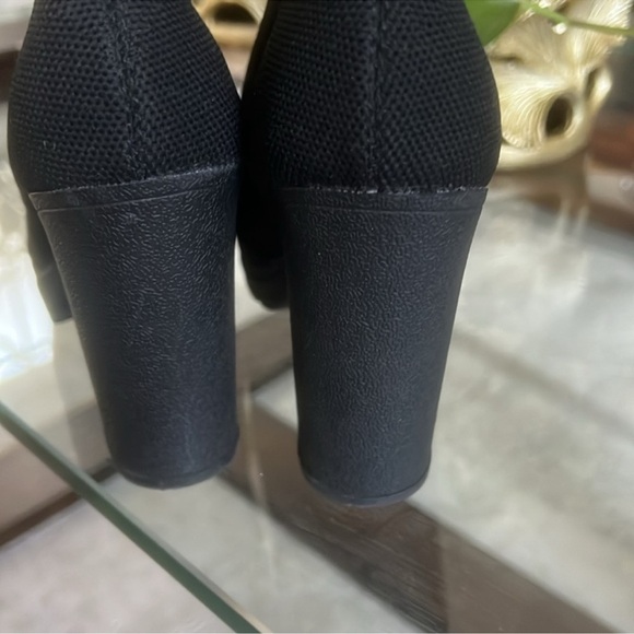 DKNY Women's Black Tessa Knitted Monogram Ship on Platform Heel Ankle Boots - Picture 13 of 13